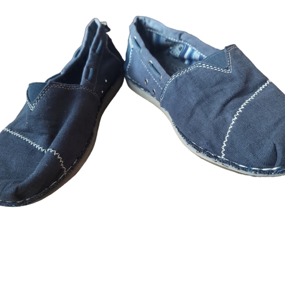 7 Bobs navy loafers - Picture 7 of 9